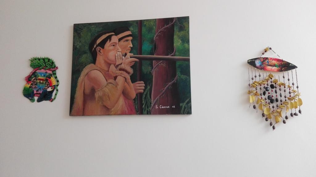 Hostal El Colibri Iquitos Kültér fotó