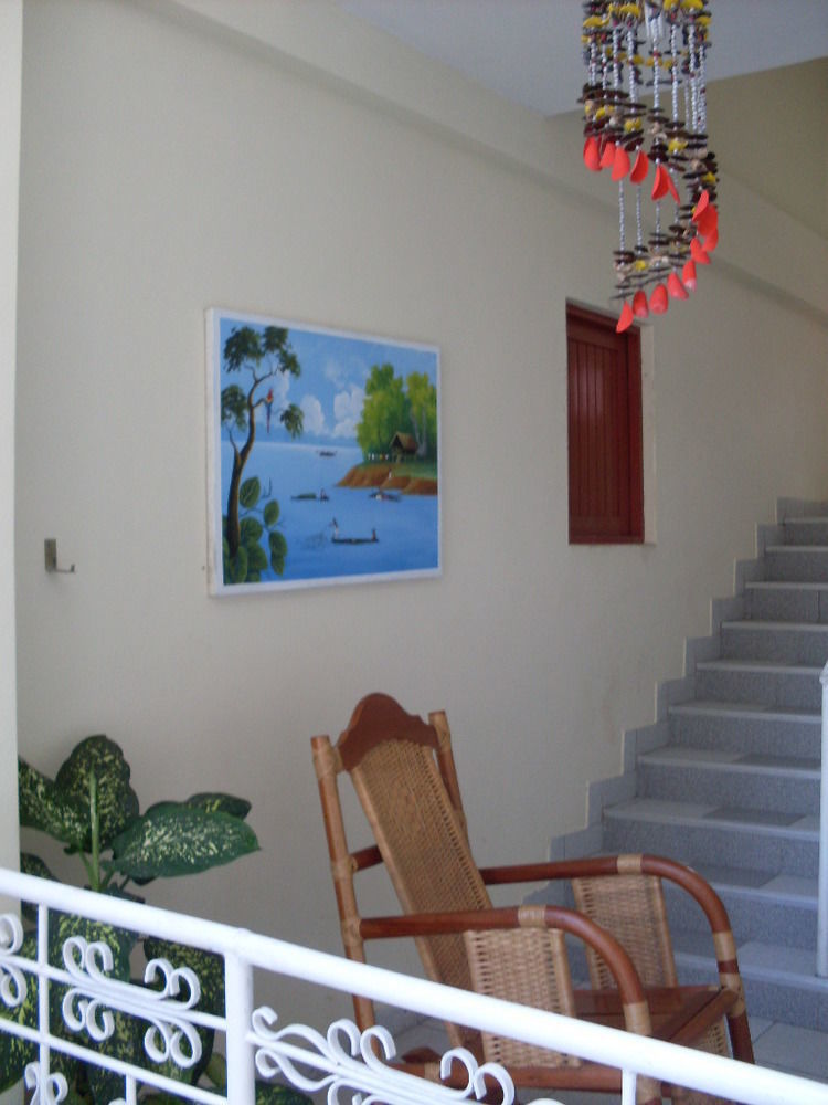 Hostal El Colibri Iquitos Kültér fotó