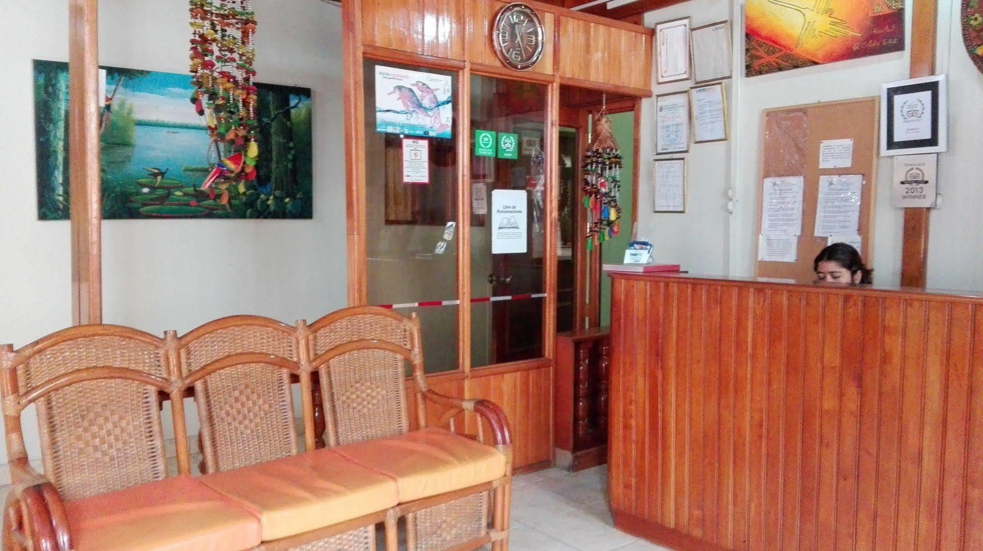 Hostal El Colibri Iquitos Kültér fotó